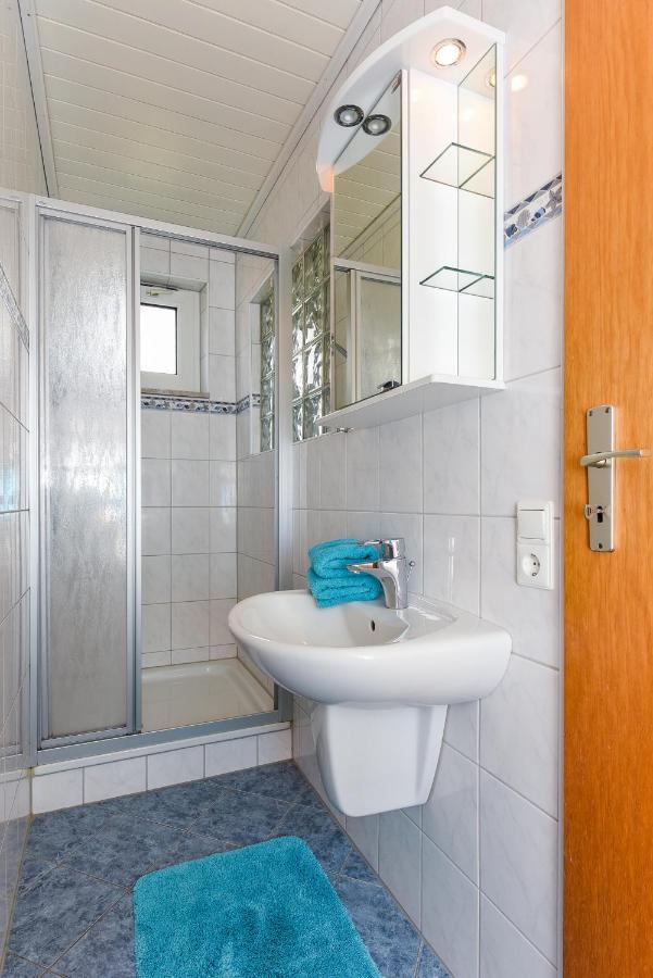 Ferienwohnungen Im Haus Waterkant Neuharlingersiel Dış mekan fotoğraf