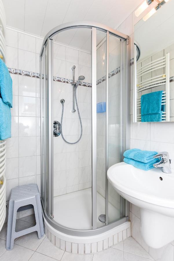 Ferienwohnungen Im Haus Waterkant Neuharlingersiel Dış mekan fotoğraf