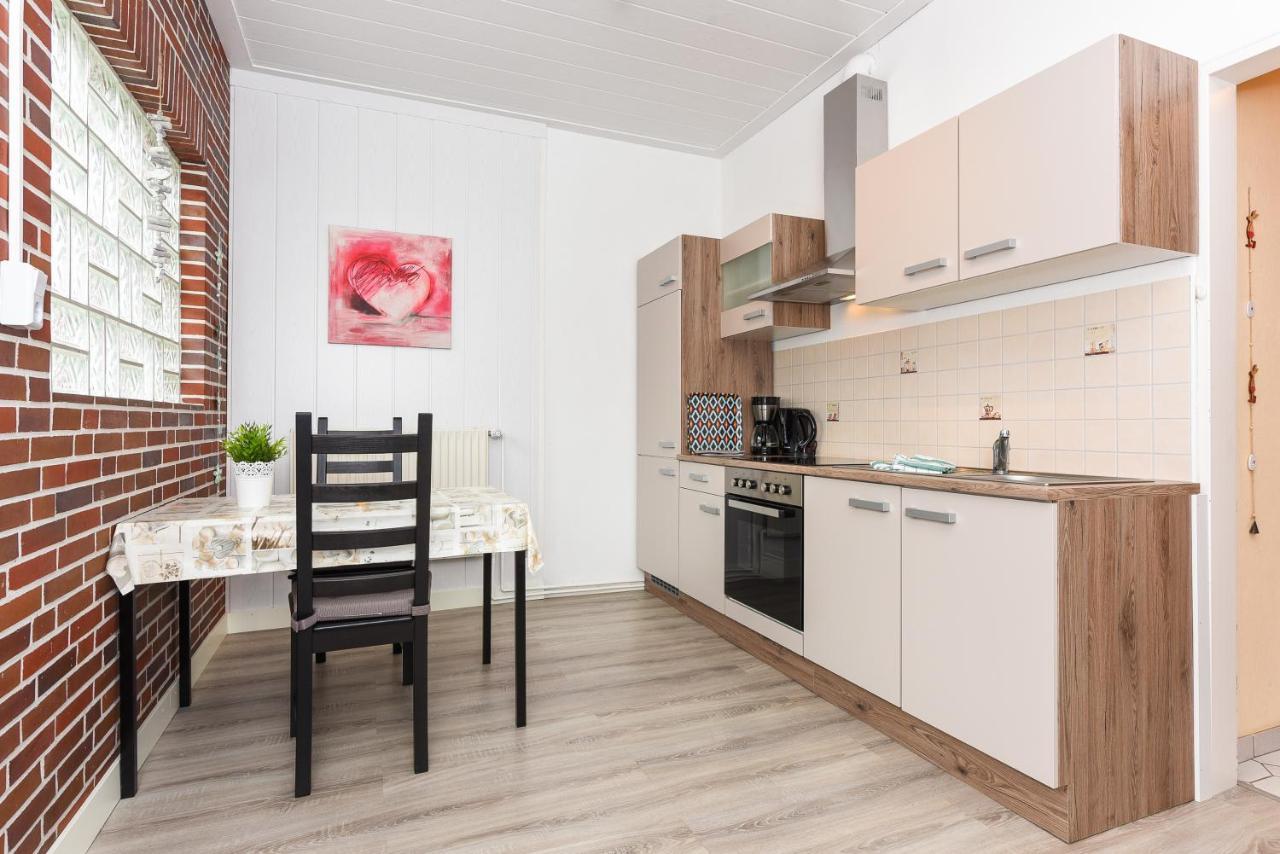 Ferienwohnungen Im Haus Waterkant Neuharlingersiel Dış mekan fotoğraf